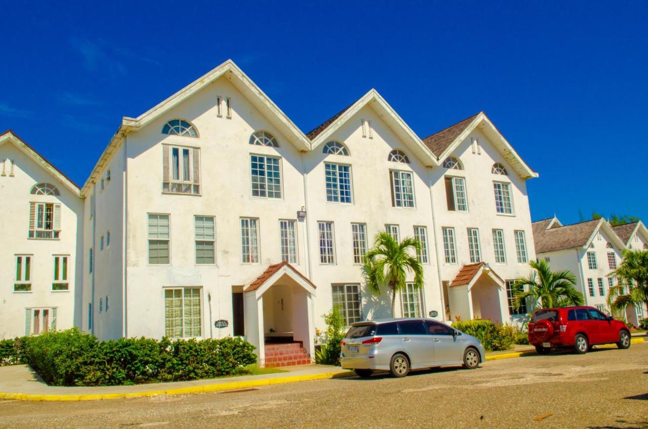 Marriott Seacastles E22, Montego Bay Aparthotel Kültér fotó