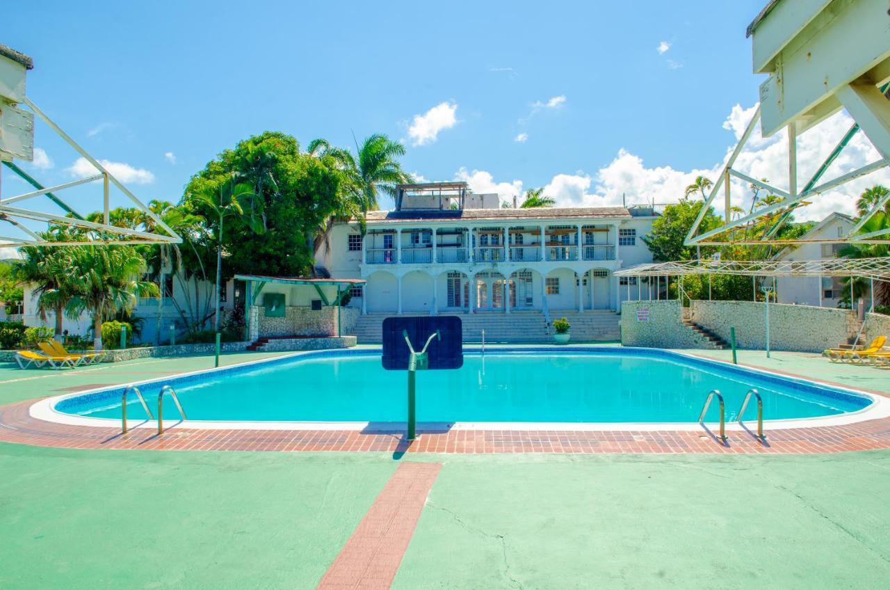 Marriott Seacastles E22, Montego Bay Aparthotel Kültér fotó